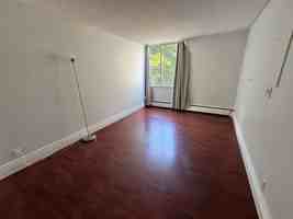 featured image of 2024 Fullerton Ave