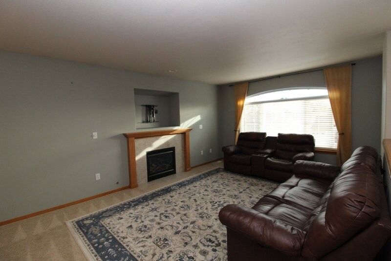 2529 97th Pl Se - Photo 2 of 38