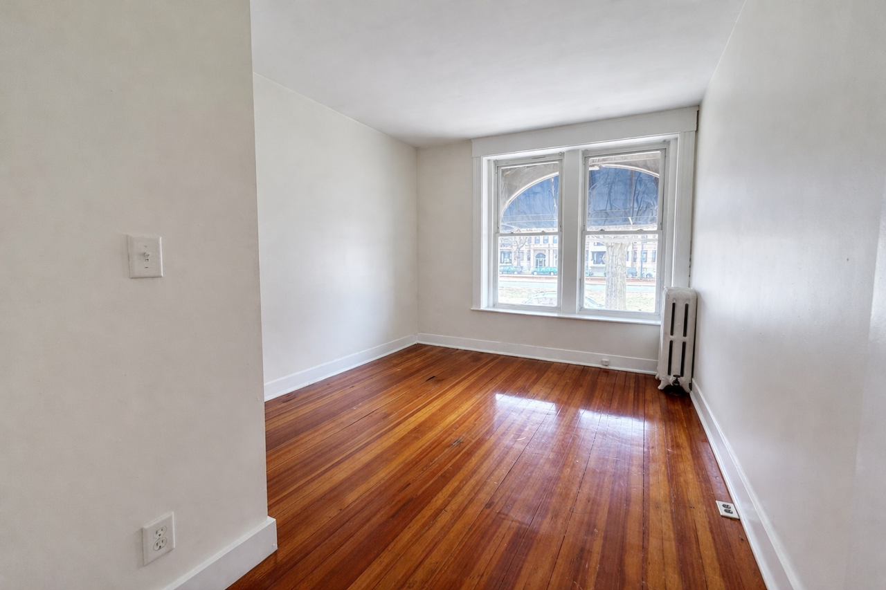 1130 Commonwealth Avenue #2 - Photo 5 of 17