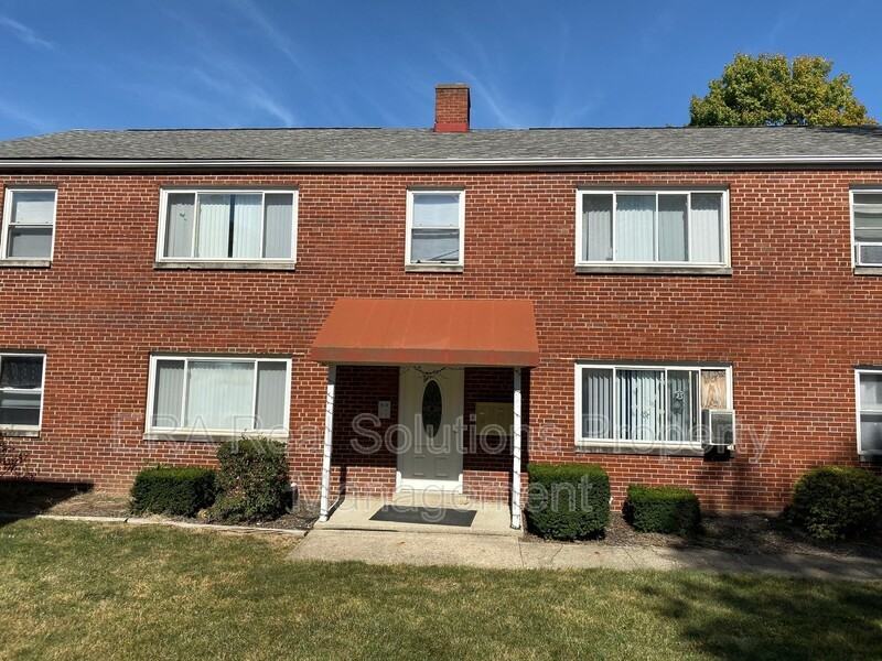 47 N Hampton Rd #D - Photo 4 of 19