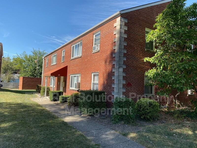 47 N Hampton Rd #D - Photo 5 of 19