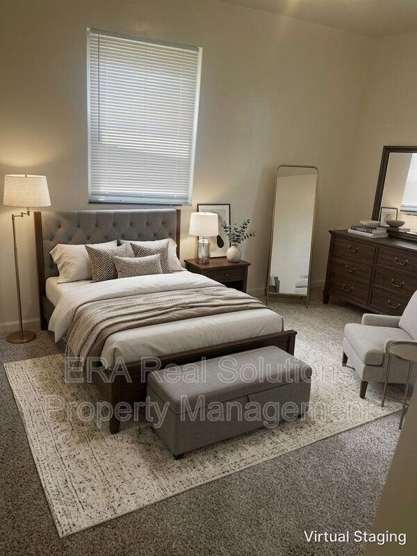 47 N Hampton Rd #B - Photo 3 of 9