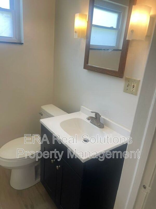 47 N Hampton Rd #B - Photo 6 of 9
