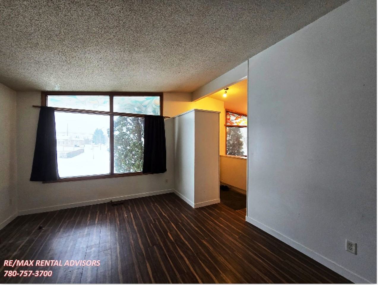 12804 81 Street Northwest - Photo 6 of 30