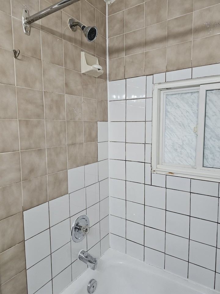 25 Hazel St - Photo 7 of 8