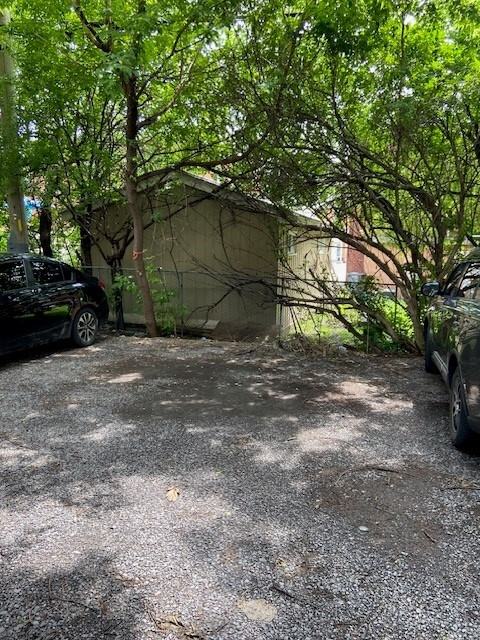 120 Lebrun St - Photo 4 of 8