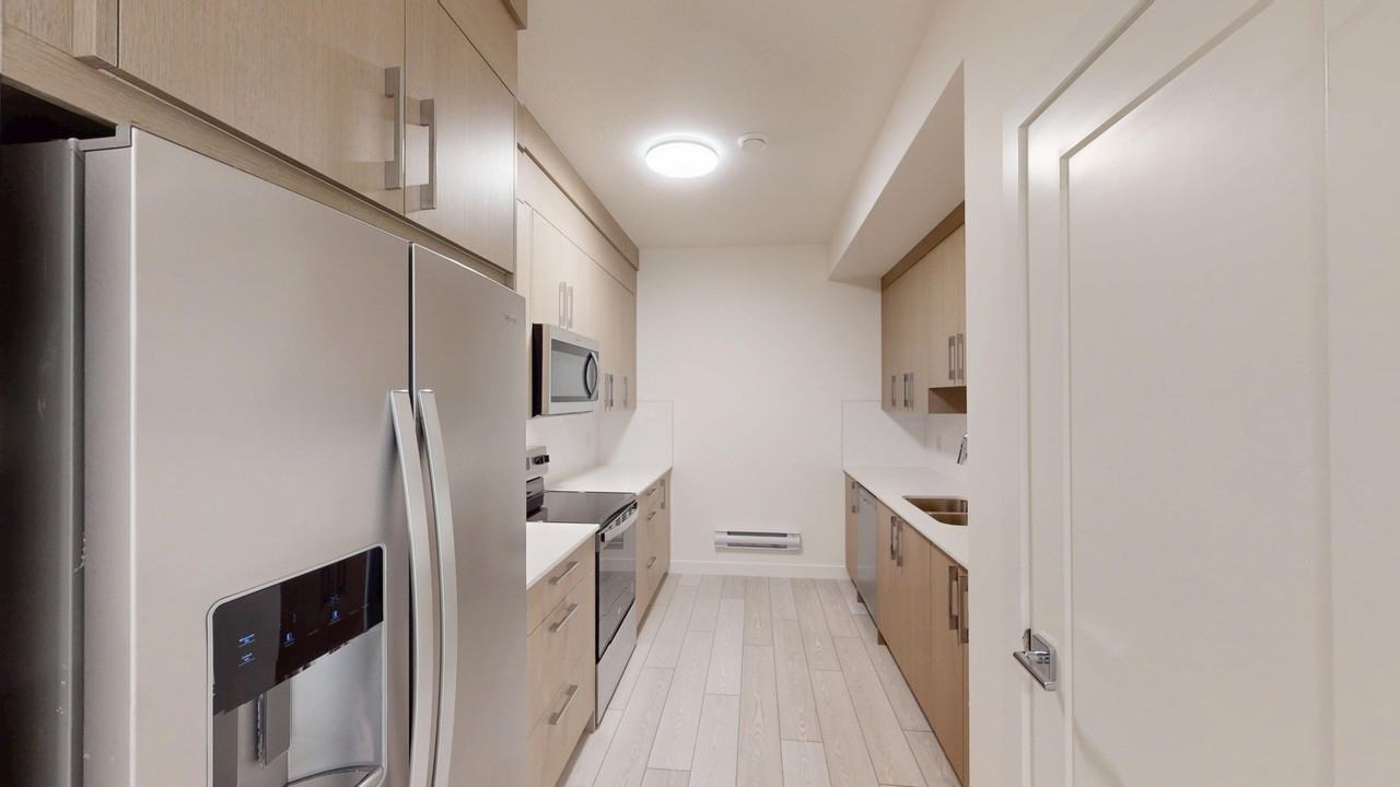 8749 Huxbury Dr Ne - Photo 4 of 12
