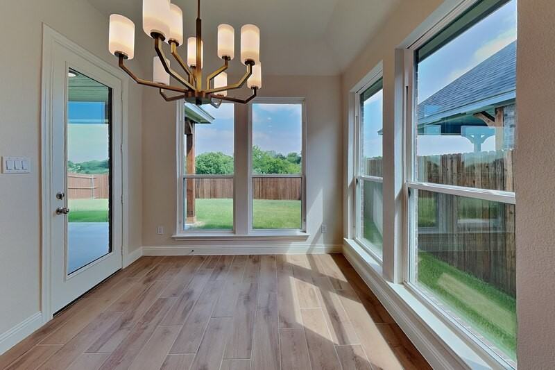 8209 Crystal Lagoon Way - Photo 7 of 16