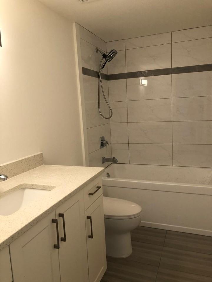 9700 Glenacres Drive #207 - Photo 6 of 8