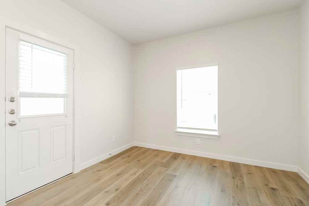 1500 Harvester Dr - Photo 7 of 19