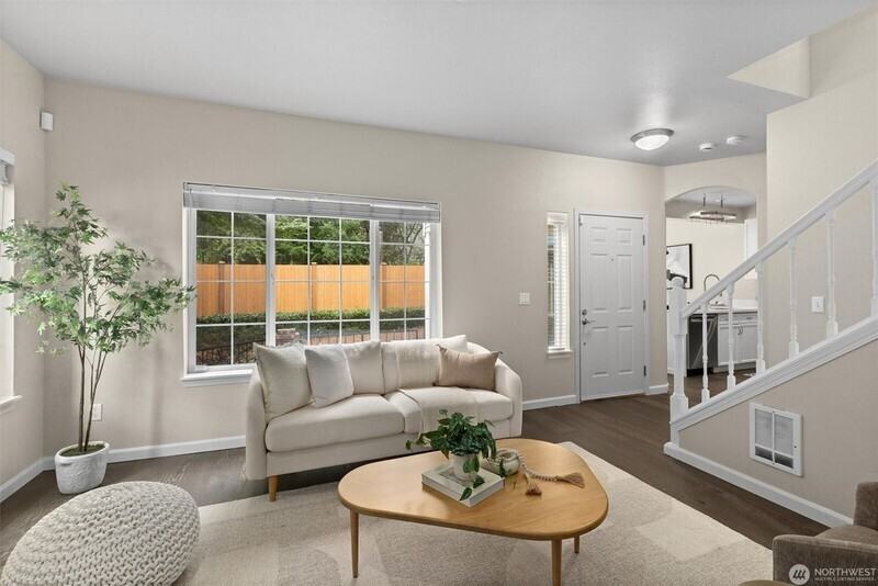 10909 Avondale Rd Ne #R170 - Photo 4 of 17