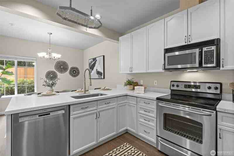 10909 Avondale Rd Ne #R170 - Photo 5 of 17