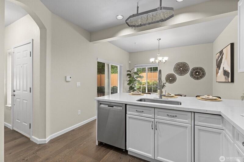 10909 Avondale Rd Ne #R170 - Photo 7 of 17