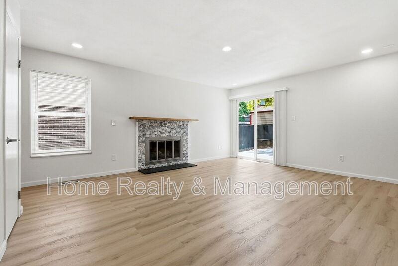 11731 Sherman St - Photo 5 of 22