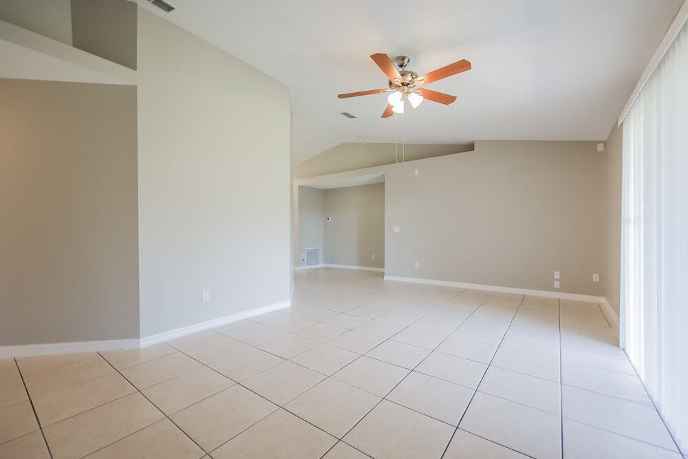 916 Alsace Dr - Photo 4 of 16