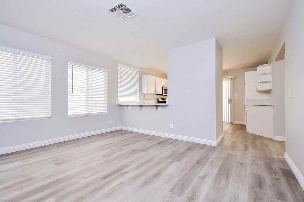 1915 Casa Verde Dr - Photo 6 of 17
