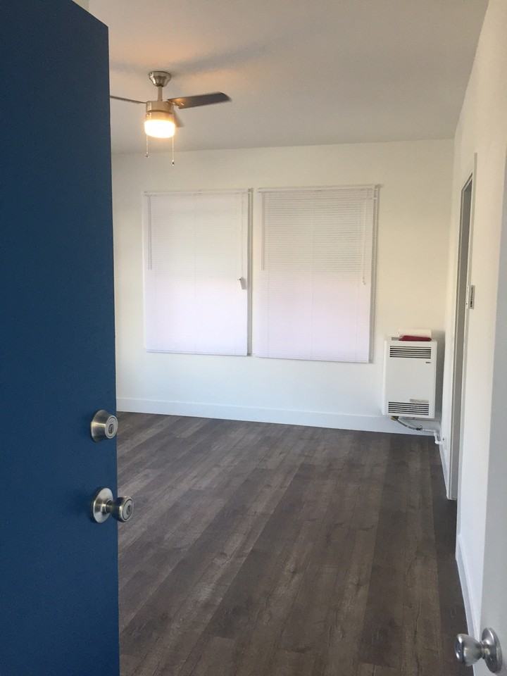 845 Normandie Avenue #5 - Photo 2 of 11