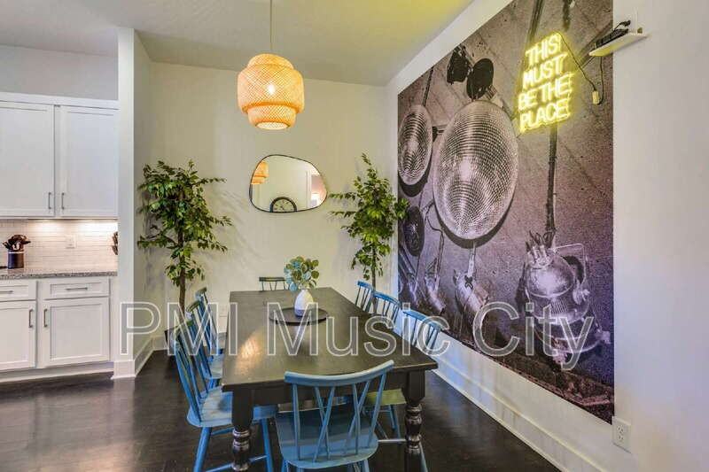 1027 Wedgewood Ave - Photo 7 of 27