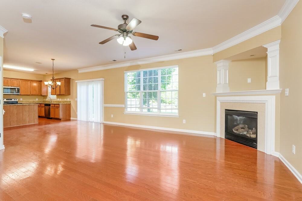 4988 Old Towne Village Cir - Photo 6 of 17