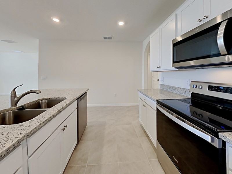 9678 Black Walnut Drive - Photo 4 of 19