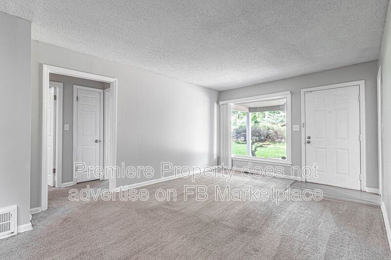 3301 Mellier Ave - Photo 2 of 18