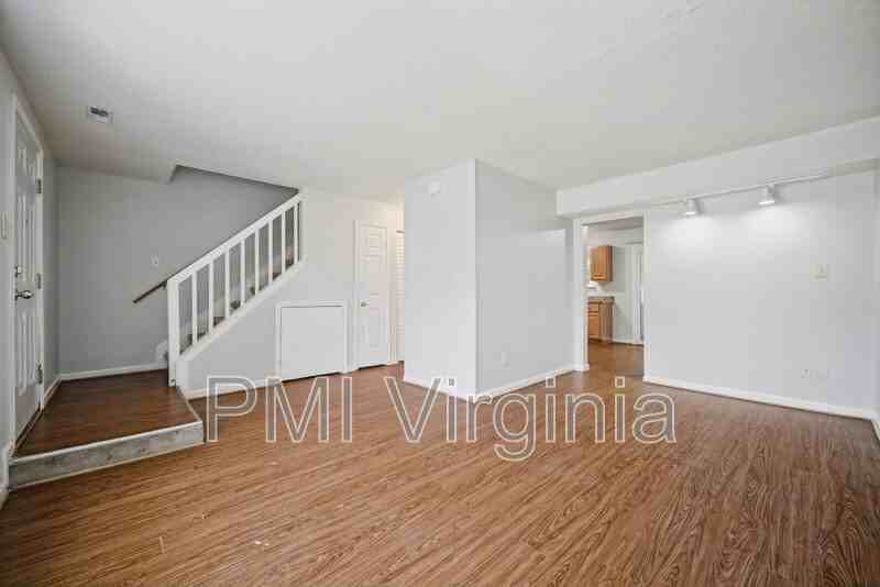 3310 Scarborough Way - Photo 5 of 34