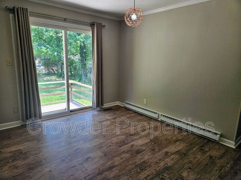 1120 Georgetown Dr - Photo 5 of 14