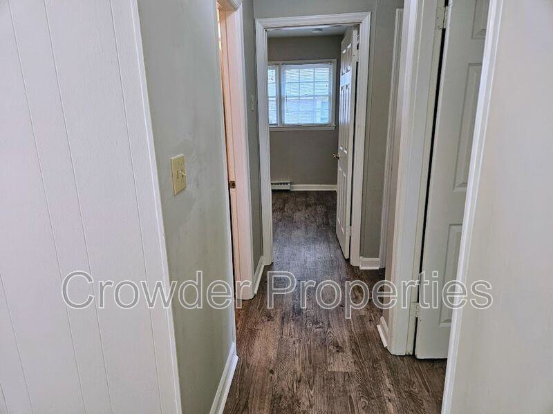 1120 Georgetown Dr - Photo 7 of 14