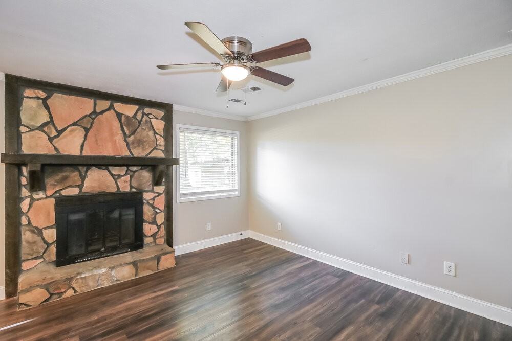 9346 Woodknoll Way - Photo 4 of 16
