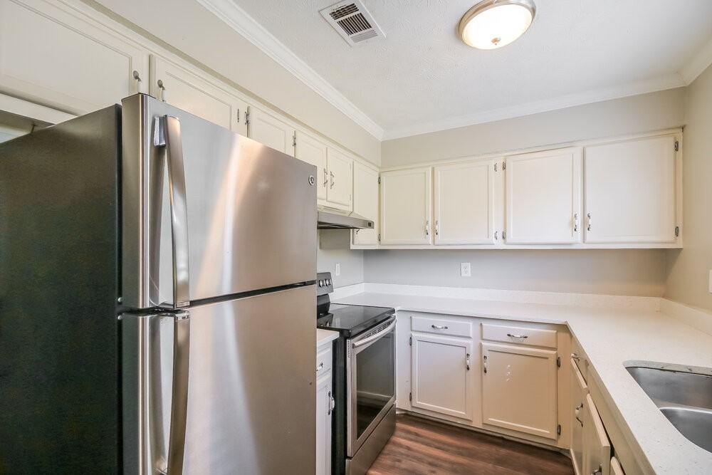 9346 Woodknoll Way - Photo 7 of 16