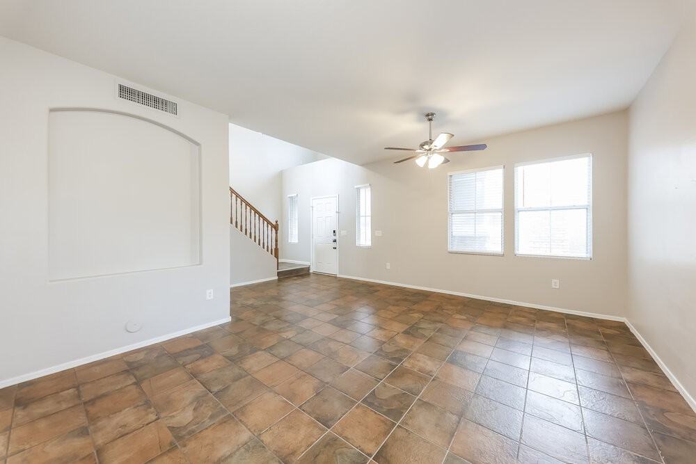 34929 N 30th Dr - Photo 6 of 17