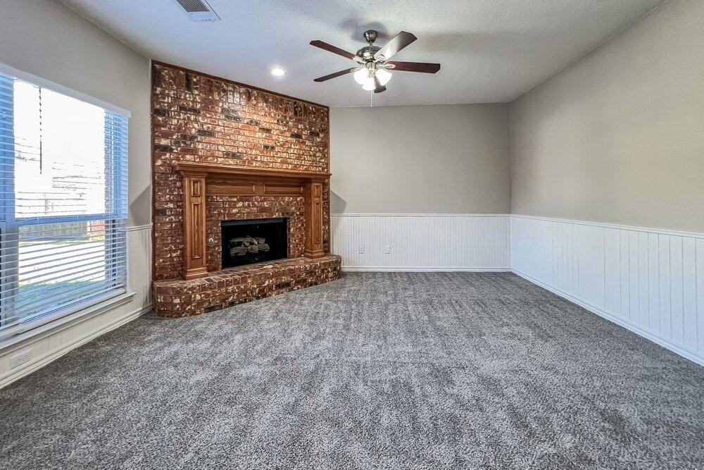 6902 Graham Dr - Photo 5 of 17