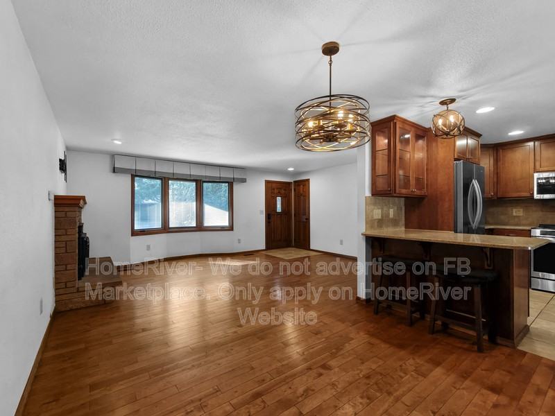 11505 N Lancelot Dr - Photo 2 of 24