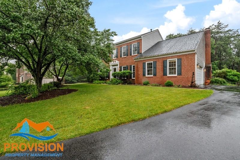 119 Fordham Dr - Photo 3 of 42