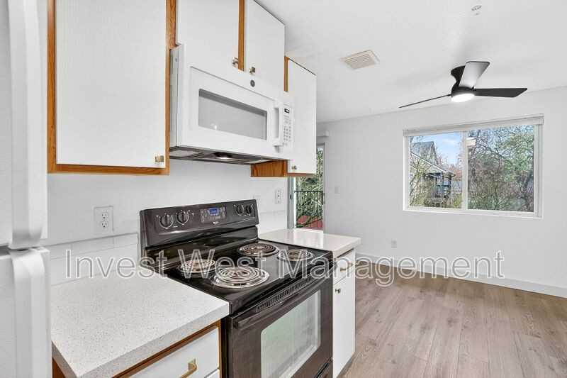 12514 Sestreet #C29 - Photo 5 of 7