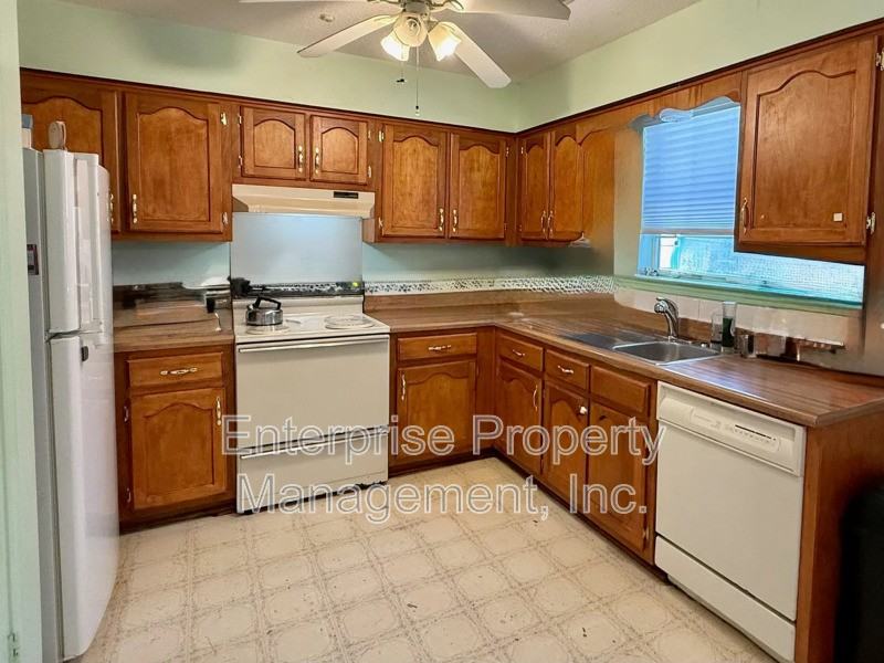 4569 Columbia Woods Ln - Photo 6 of 8