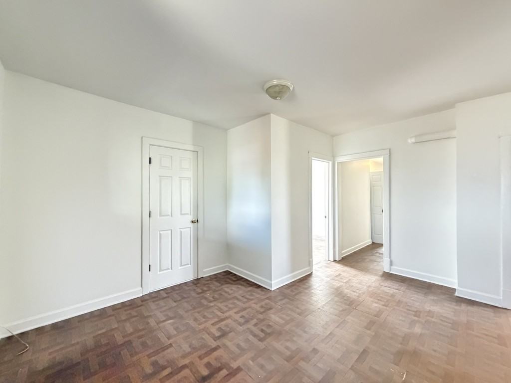 1609 N Mcvicker Ave #CH2 - Photo 7 of 21