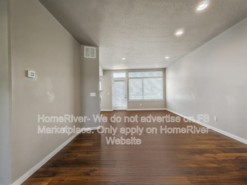 2365 W Summit Pkwy - Photo 5 of 20
