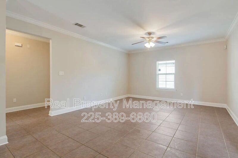 30914 Louisiana Ave #10 - Photo 3 of 14