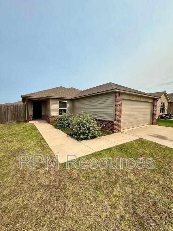 11816 Jude Way - Photo 4 of 23