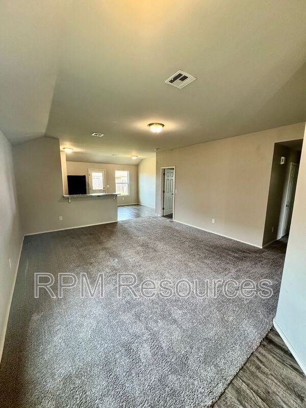11816 Jude Way - Photo 6 of 23
