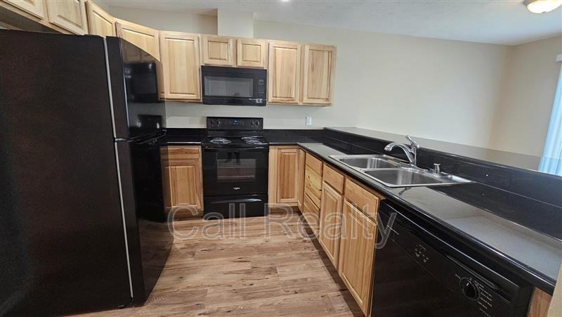 12222 W 10th Ave - Photo 7 of 26