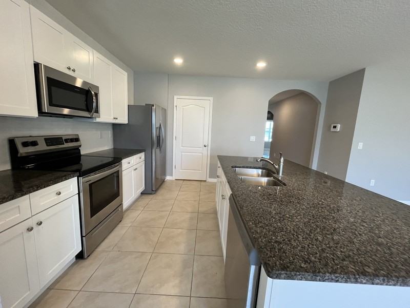 5106 Fiddlewood Way - Photo 5 of 22