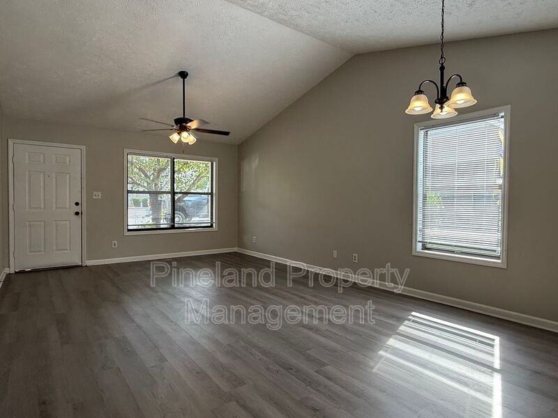 187 Aloha Dr - Photo 5 of 25