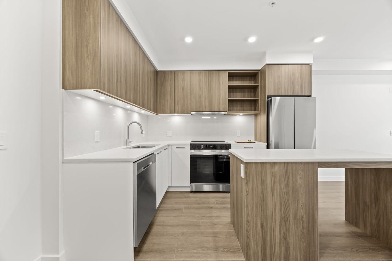 82 1st Street #213 - Photo 2 of 22