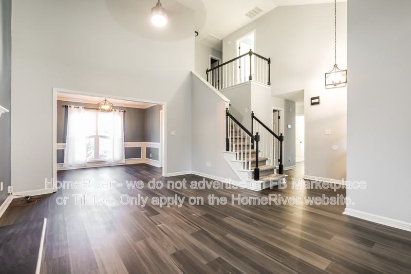 11876 Plantation Pkwy - Photo 3 of 19