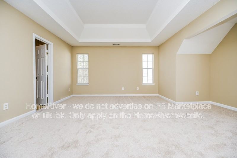 10761 Tara Village Way - Photo 7 of 17