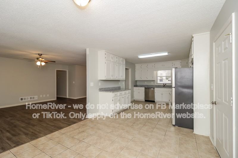 2482 Fairfield Ct Sw - Photo 6 of 20