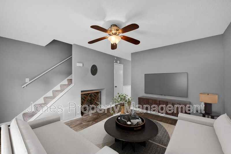 2660 White Oak Ln - Photo 7 of 35