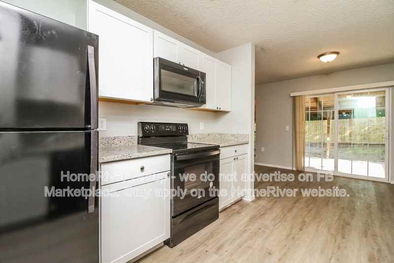 6727 Raintree Frst - Photo 4 of 21